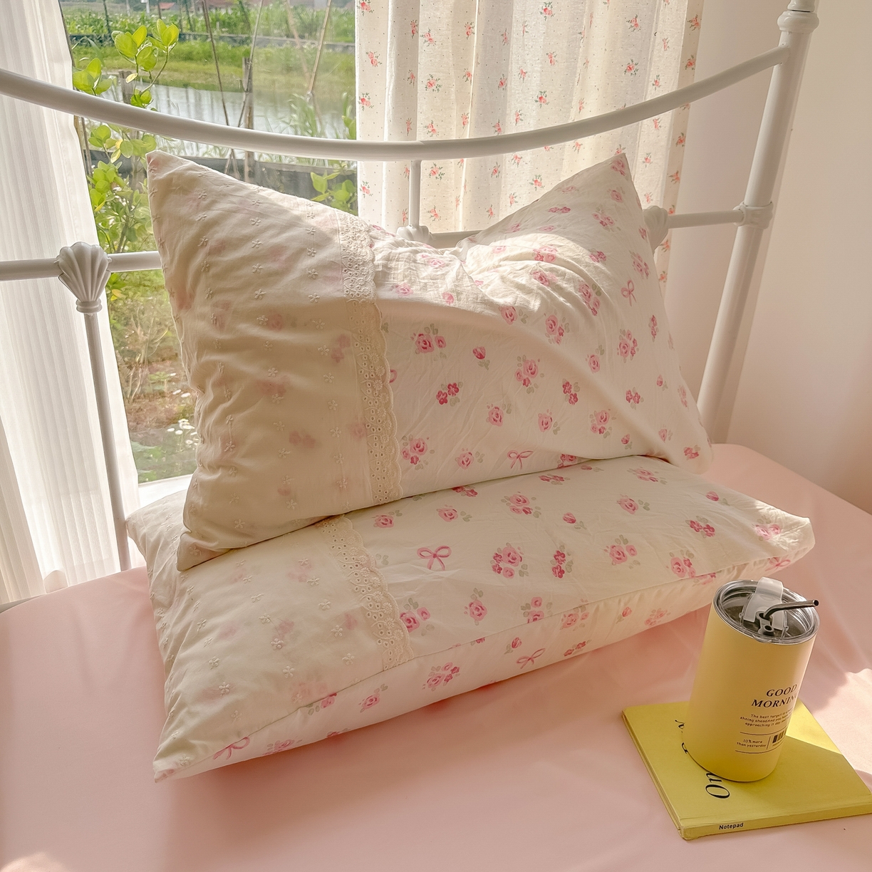 91家纺网 家纺一手货源 找家纺 韩巢家纺 2025新款法式蕾丝花边被套直播热销款四件套学生宿舍床上三件套（提供卖家秀） 小花集【蕾丝花边款】