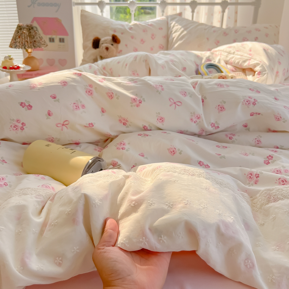 91家纺网 家纺一手货源 找家纺 韩巢家纺 2025新款法式蕾丝花边被套直播热销款四件套学生宿舍床上三件套（提供卖家秀） 小花集【蕾丝花边款】