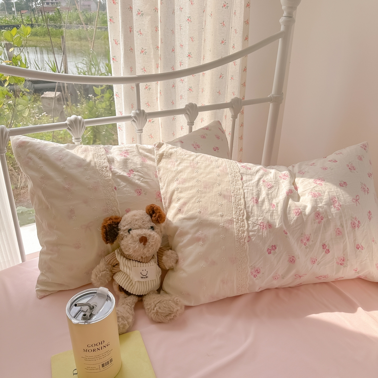 91家纺网 家纺一手货源 找家纺 韩巢家纺 2025新款法式蕾丝花边被套直播热销款四件套学生宿舍床上三件套（提供卖家秀） 小花集【蕾丝花边款】