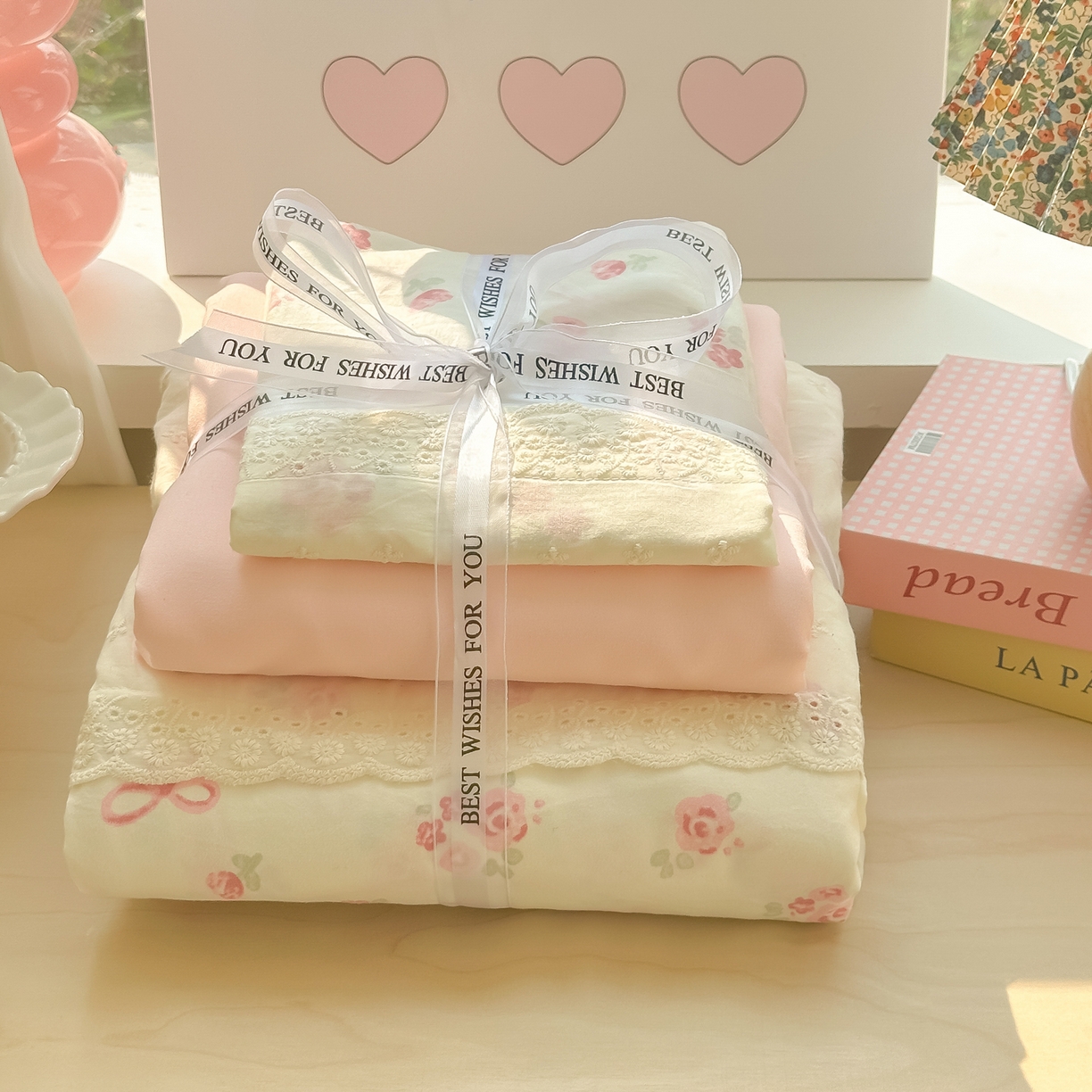 91家纺网 家纺一手货源 找家纺 韩巢家纺 2025新款法式蕾丝花边被套直播热销款四件套学生宿舍床上三件套（提供卖家秀） 小花集【蕾丝花边款】