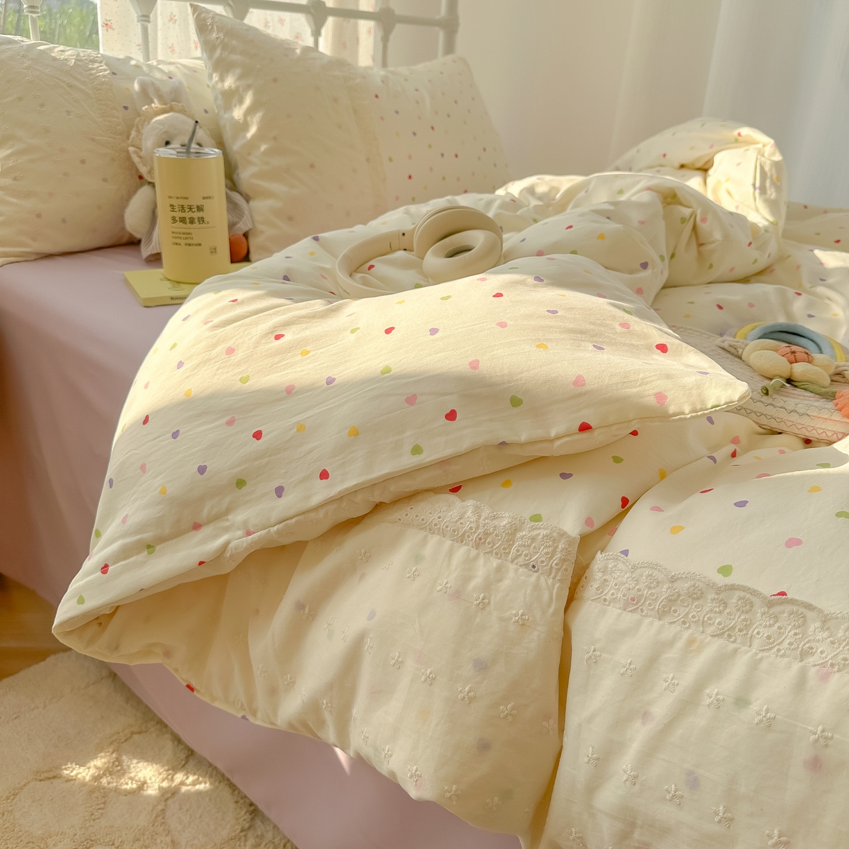91家纺网 家纺一手货源 找家纺 韩巢家纺 2025新款法式蕾丝花边被套直播热销款四件套学生宿舍床上三件套（提供卖家秀） 心动预演【蕾丝花边款】