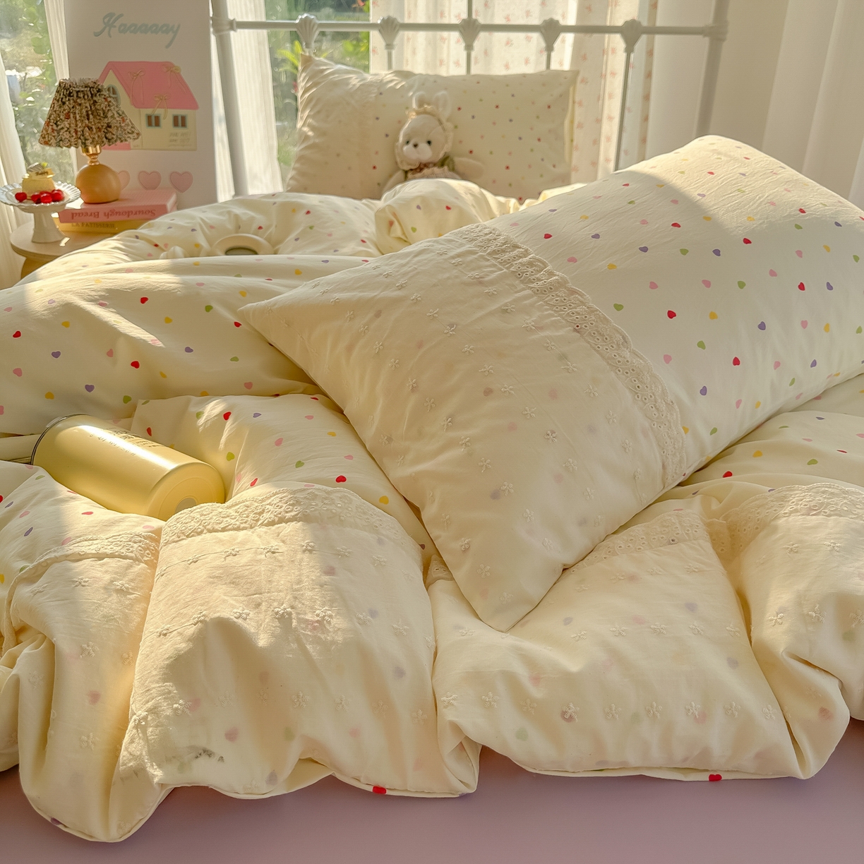 91家纺网 家纺一手货源 找家纺 韩巢家纺 2025新款法式蕾丝花边被套直播热销款四件套学生宿舍床上三件套（提供卖家秀） 心动预演【蕾丝花边款】