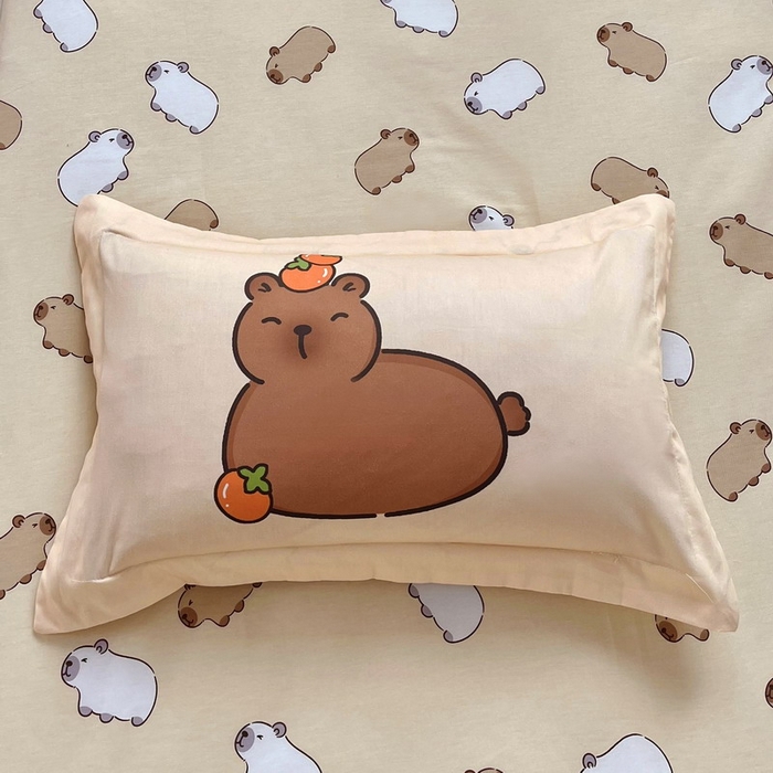 91家纺网 家纺一手货源 找家纺 蘭菲家纺 2025新款学生季幼儿园卡皮巴拉三件套小版系列 爱滑板