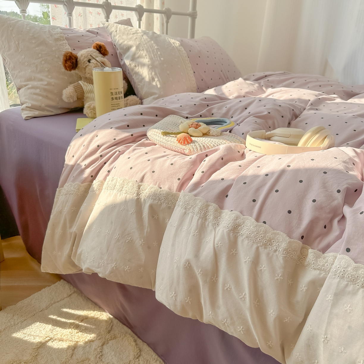 91家纺网 家纺一手货源 找家纺 韩巢家纺 2025新款法式蕾丝花边被套直播热销款四件套学生宿舍床上三件套（提供卖家秀） 芋泥紫波点【蕾丝花边款】