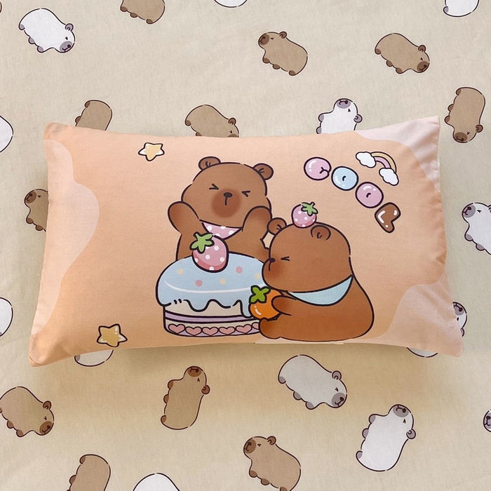 91家纺网 家纺一手货源 找家纺 （总）蘭菲家纺 2025新款学生季幼儿园卡皮巴拉三件套大版系列