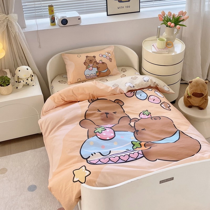 91家纺网 家纺一手货源 找家纺 （总）蘭菲家纺 2025新款学生季幼儿园卡皮巴拉三件套大版系列