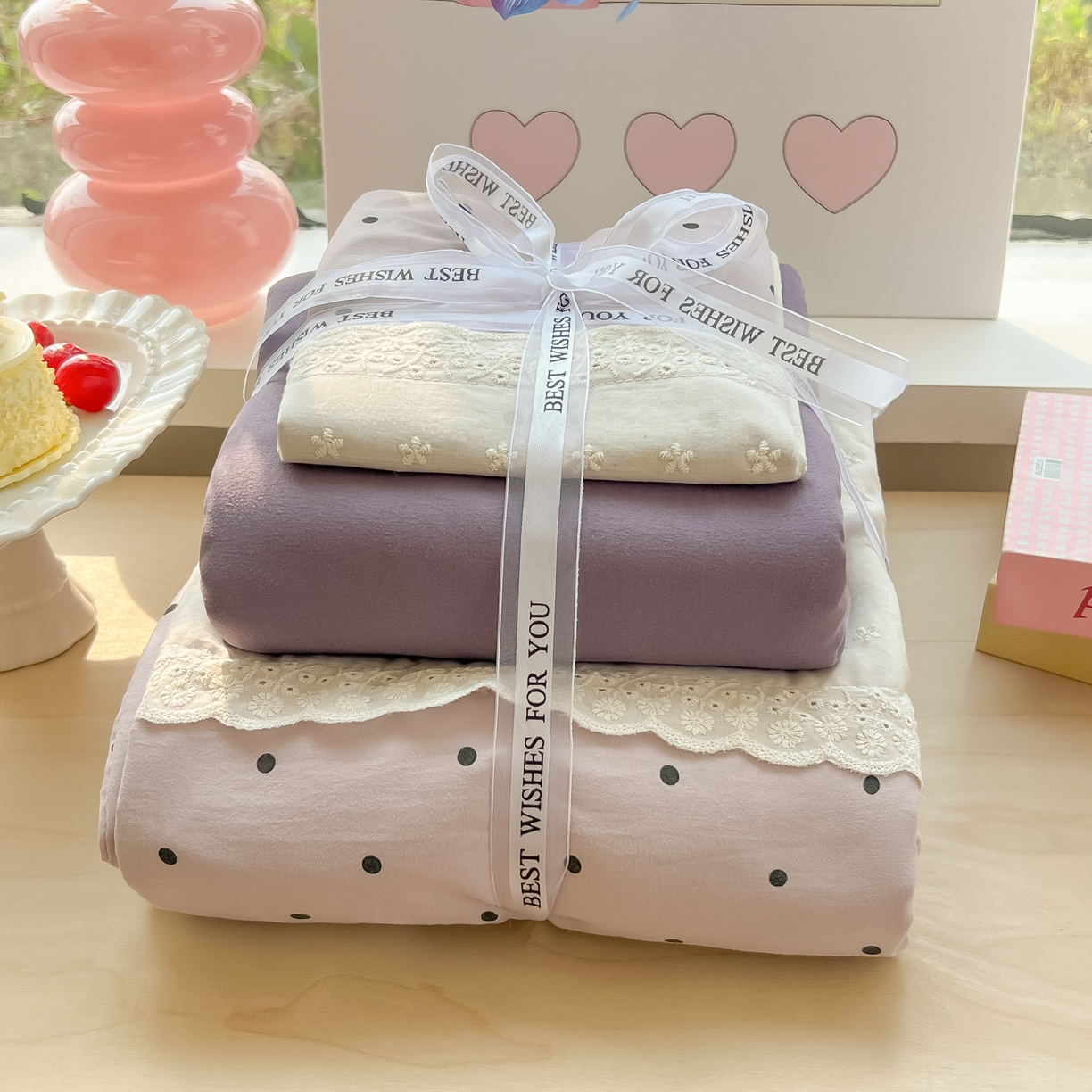 91家纺网 家纺一手货源 找家纺 韩巢家纺 2025新款法式蕾丝花边被套直播热销款四件套学生宿舍床上三件套（提供卖家秀） 芋泥紫波点【蕾丝花边款】