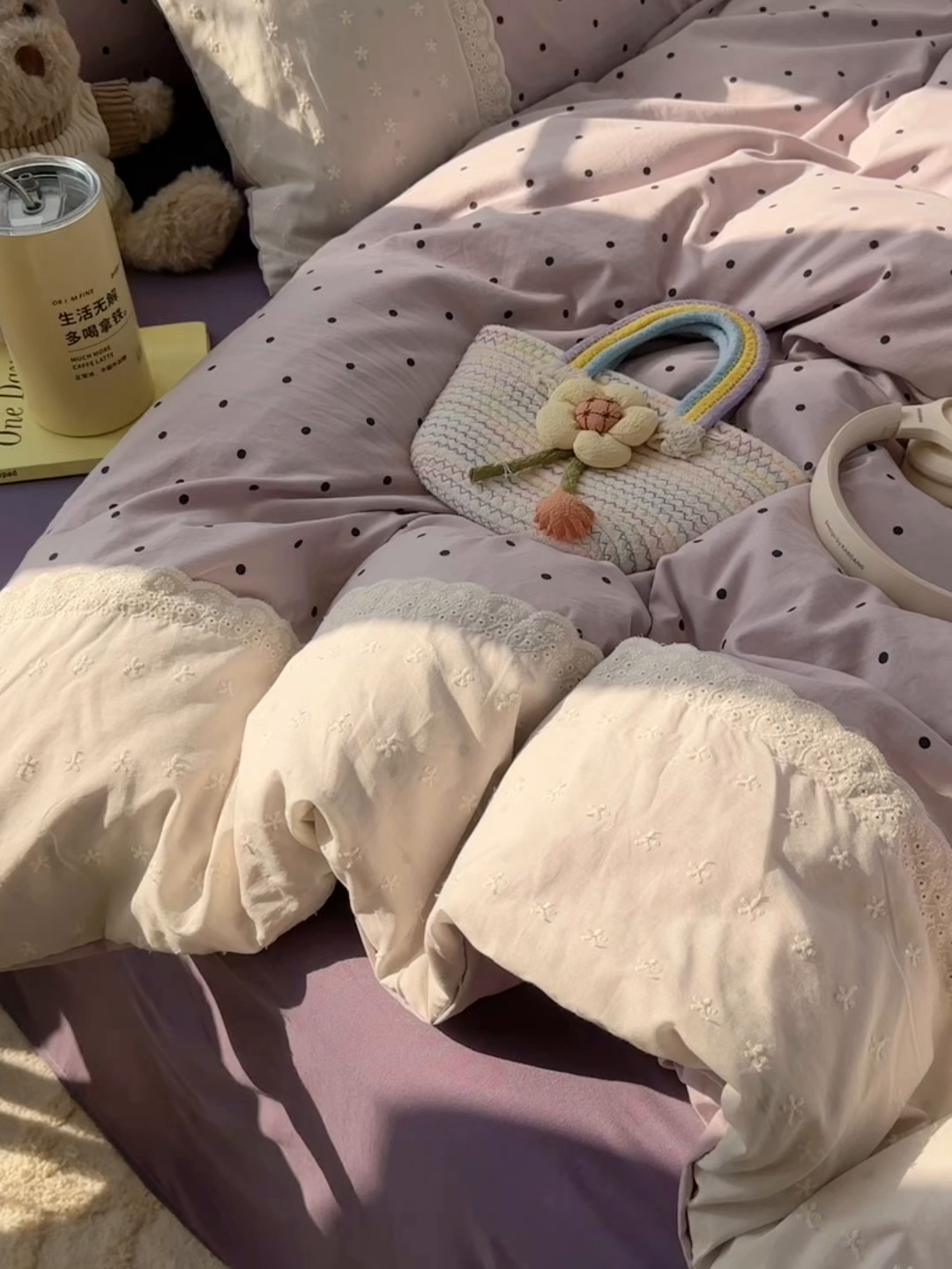 91家纺网 家纺一手货源 找家纺 韩巢家纺 2025新款法式蕾丝花边被套直播热销款四件套学生宿舍床上三件套（提供卖家秀） 芋泥紫波点【蕾丝花边款】
