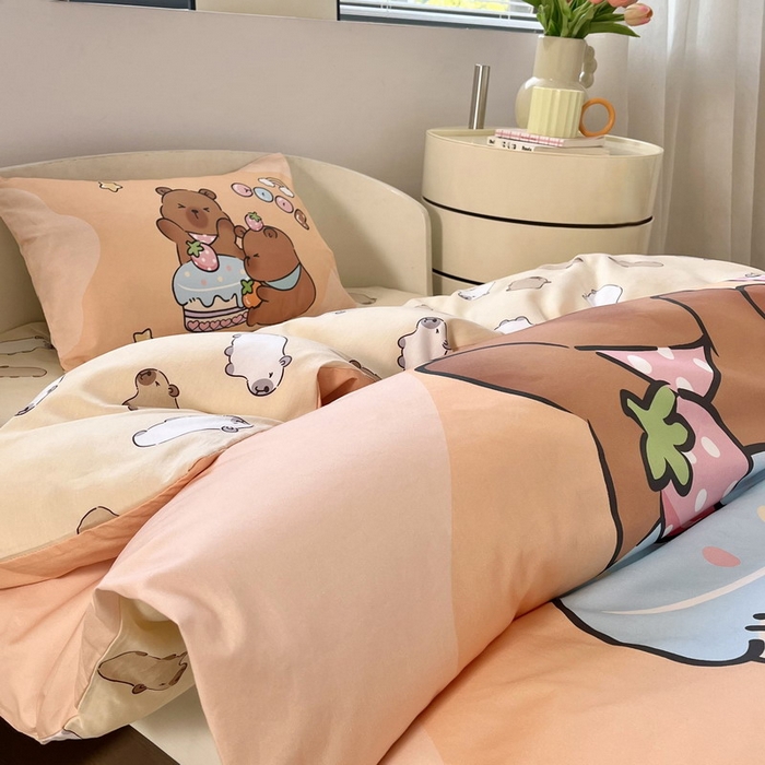 91家纺网 家纺一手货源 找家纺 蘭菲家纺 2025新款学生季幼儿园卡皮巴拉三件套大版系列 爱卡皮