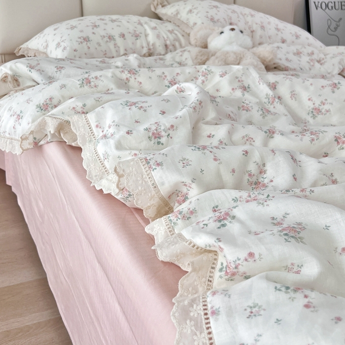 91家纺网 家纺一手货源 找家纺 荣轩2025新款全棉双层纱镂空花边工艺款四件套（铺床版）未闻花名