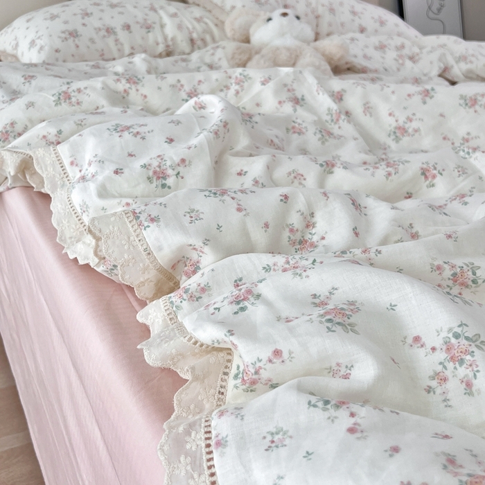 91家纺网 家纺一手货源 找家纺 荣轩2025新款全棉双层纱镂空花边工艺款四件套（铺床版）未闻花名