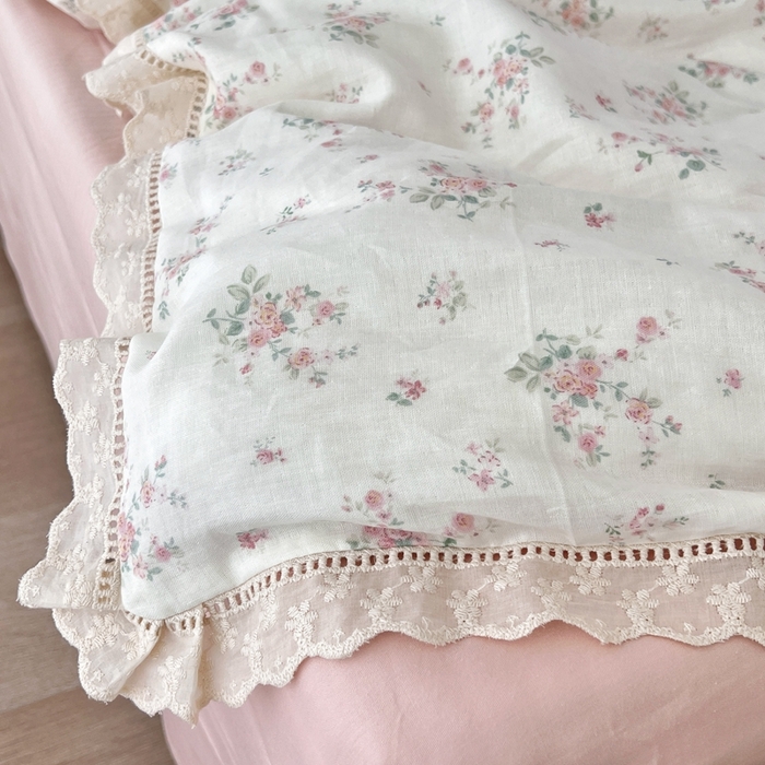 91家纺网 家纺一手货源 找家纺 荣轩2025新款全棉双层纱镂空花边工艺款四件套（铺床版）未闻花名