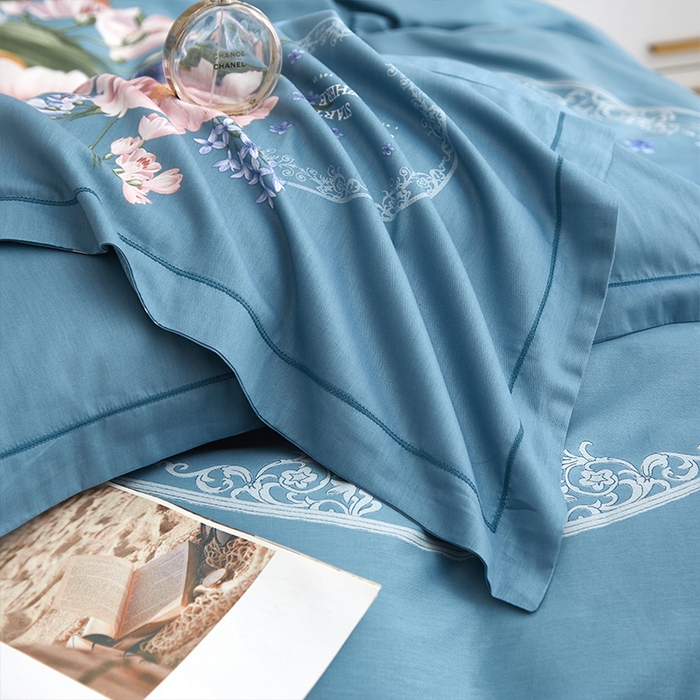 91家纺网 家纺一手货源 找家纺 格里芬家纺2025全棉大版花13372印花四件套 花娇百媚