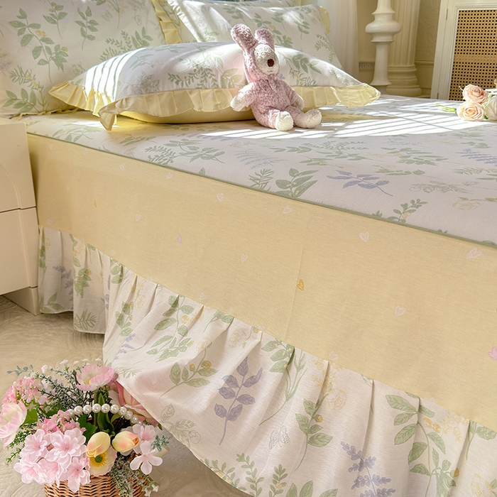 91家纺网 家纺一手货源 找家纺 美达家纺 2025新款全棉AB版单层床裙 沁雨花叶