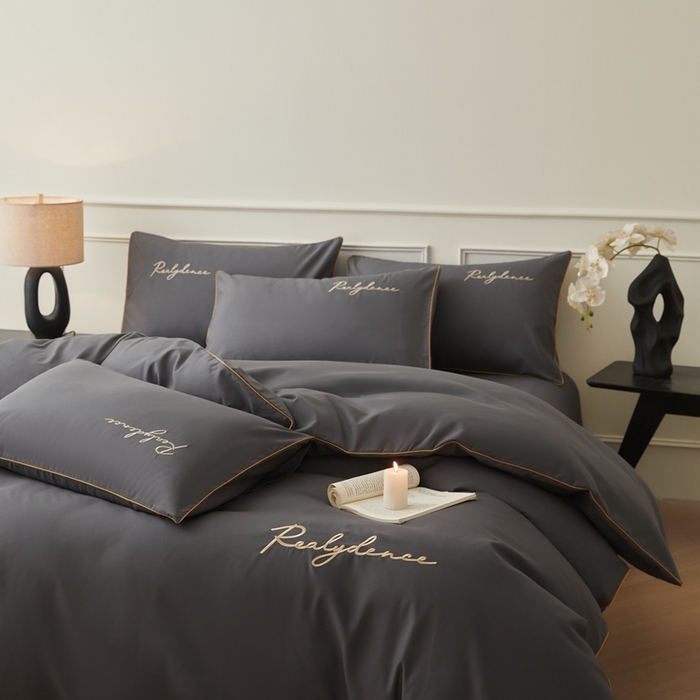 91家纺网 家纺一手货源 找家纺 （总）小久久（小九九） 2024新款水洗棉刺绣四件套--安琪