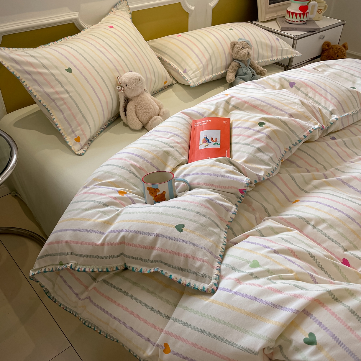 91家纺网 家纺一手货源 找家纺 蓝邻家纺 2025新款全棉纯棉加厚磨毛多巴胺贝壳边四件套 弦音