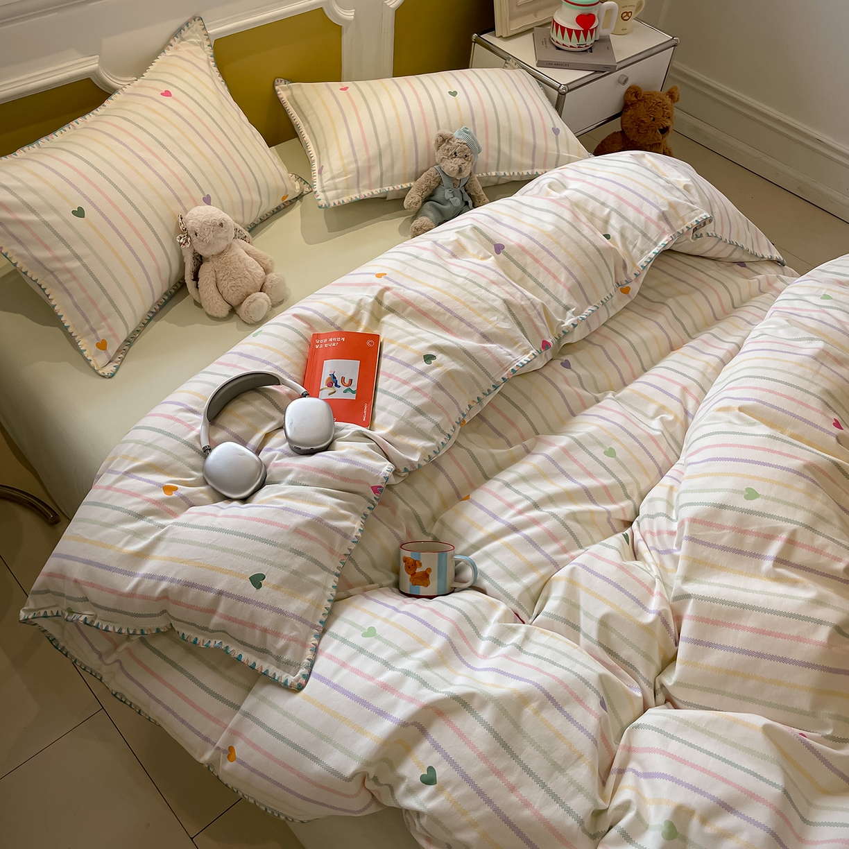 91家纺网 家纺一手货源 找家纺 蓝邻家纺 2025新款全棉纯棉加厚磨毛多巴胺贝壳边四件套 弦音