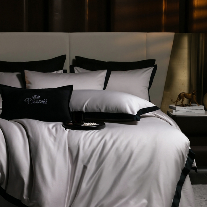 91家纺网 家纺一手货源 找家纺 佳汐蓝家纺 2025新款亲肤舒适100支长绒棉小拼角四件套-轻奢 轻奢-雾焦灰