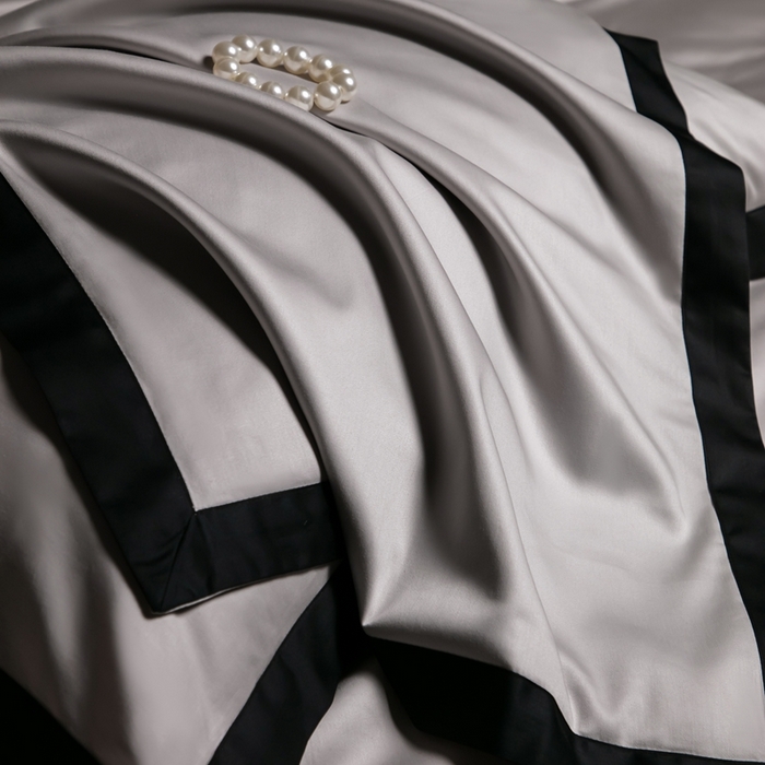 91家纺网 家纺一手货源 找家纺 佳汐蓝家纺 2025新款亲肤舒适100支长绒棉小拼角四件套-轻奢 轻奢-雾焦灰