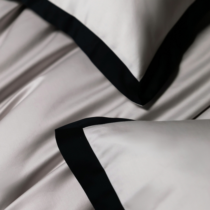 91家纺网 家纺一手货源 找家纺 佳汐蓝家纺 2025新款亲肤舒适100支长绒棉小拼角四件套-轻奢 轻奢-雾焦灰