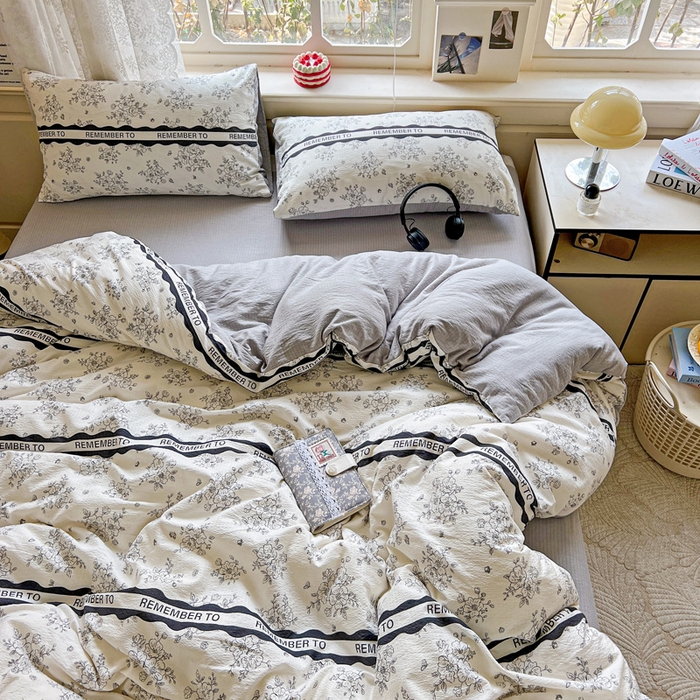 91家纺网 家纺一手货源 找家纺 典曼家纺 2025新款云感皱皱双层纱四件套-简单款 赫本娜