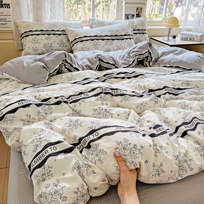 91家纺网 家纺一手货源 找家纺 典曼家纺 2025新款云感皱皱双层纱四件套-简单款 赫本娜