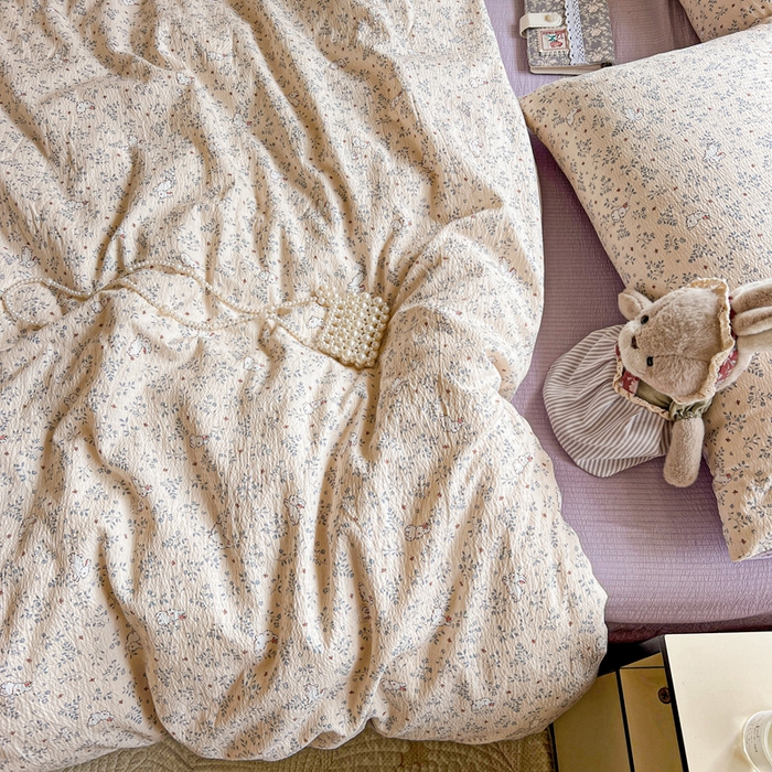 91家纺网 家纺一手货源 找家纺 典曼家纺 2025新款云感皱皱双层纱四件套-简单款 花园兔