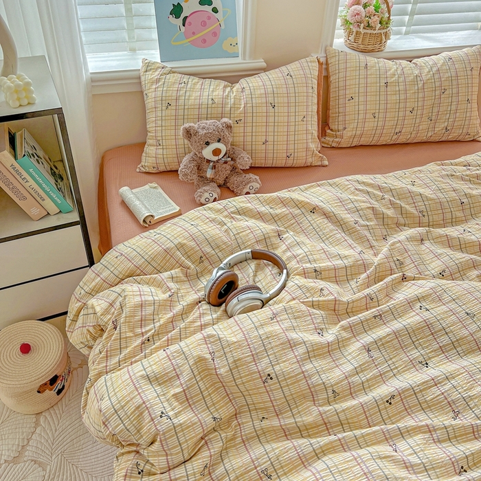 91家纺网 家纺一手货源 找家纺 典曼家纺 2025新款云感皱皱双层纱四件套-简单款 格子樱桃