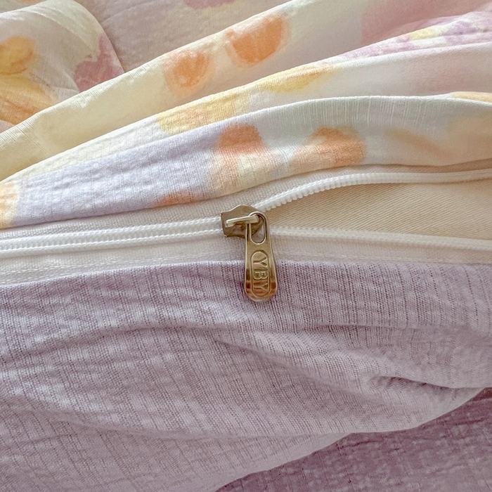 91家纺网 家纺一手货源 找家纺 典曼家纺 2025新款云感皱皱双层纱四件套-简单款 花海紫