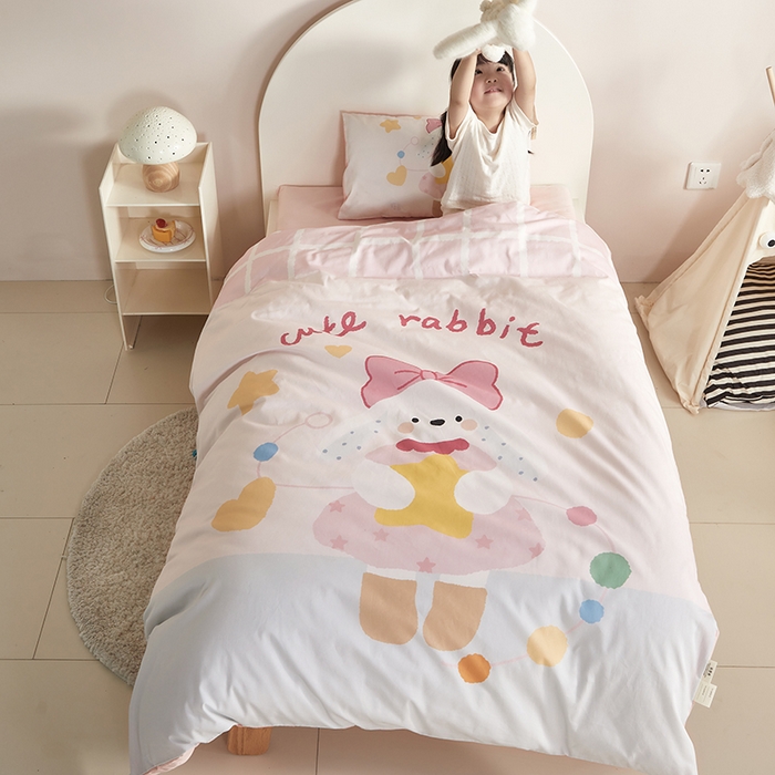 荷马之梦 2025新款学院系列—A类32s水洗棉贴布绣原创卡通拼接儿童幼儿园套件爱心兔