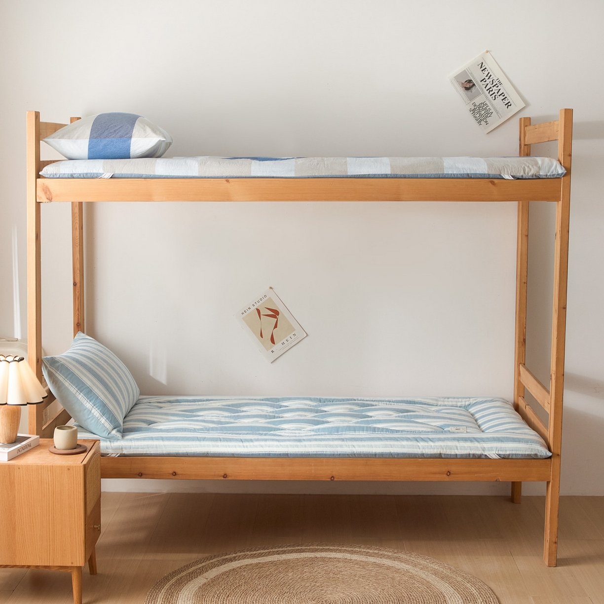 91家纺网 家纺一手货源 找家纺 爱屋及屋 2025款无印风学生棉花床垫 左岸蓝