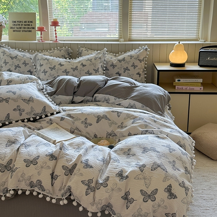 91家纺网 家纺一手货源 找家纺 缘生活 2025新款皱皱纱毛球球流苏四件套 皱皱纱球球流苏-蝴蝶-蓝