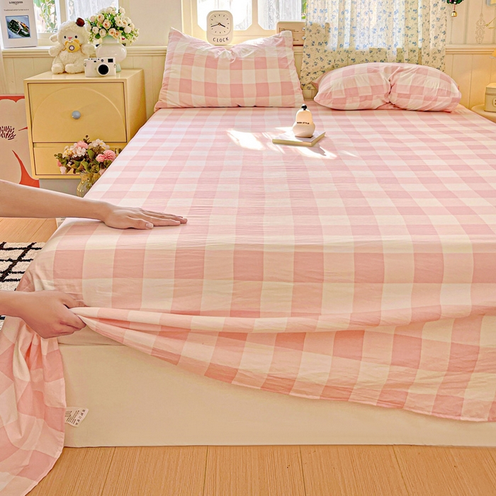 91家纺网 家纺一手货源 找家纺 繁花家居 2025软爆高克重水洗棉床单床笠单件 学生季跑量款 粉方格