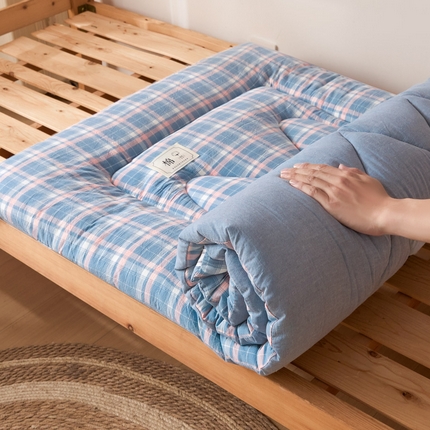 爱屋及屋 2025款无印风学生棉花床垫 格韵蓝