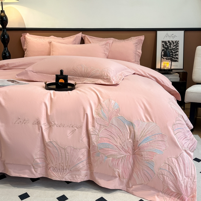 91家纺网 家纺一手货源 找家纺 桃园 2025新款纯棉全棉长绒棉磨毛四件套不掉毛-华尔兹 （高端礼盒） 华尔兹-豆沙