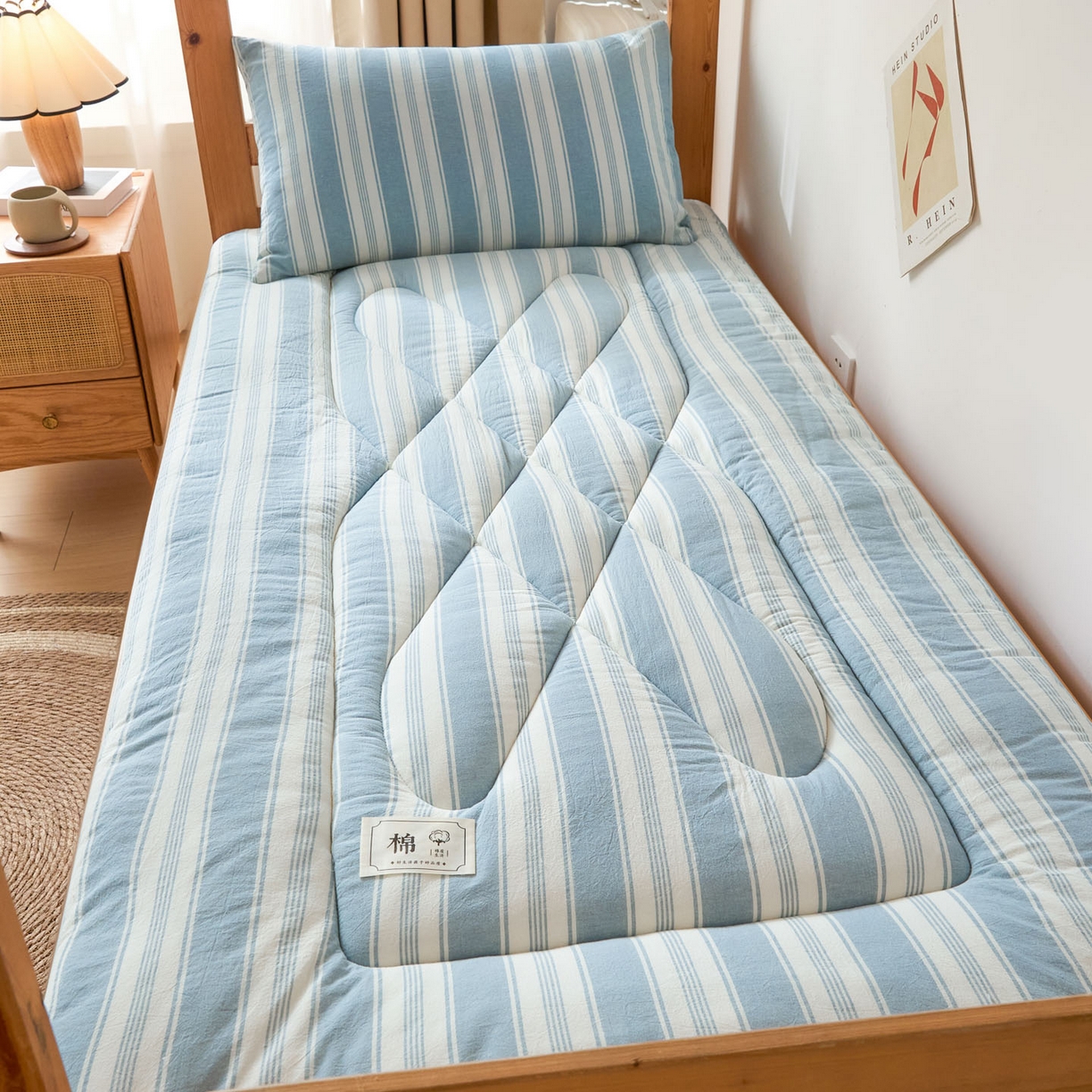 91家纺网 家纺一手货源 找家纺 爱屋及屋 2025款无印风学生棉花床垫 左岸蓝