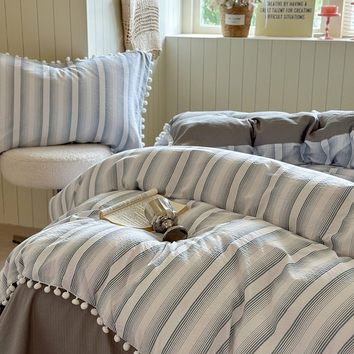 91家纺网 家纺一手货源 找家纺 缘生活 2025新款皱皱纱毛球球流苏四件套 皱皱纱球球流苏-绅士条纹