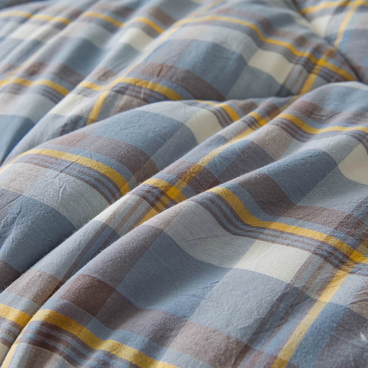 91家纺网 家纺一手货源 找家纺 爱屋及屋 2025新款无印风四季款棉花床垫 简析蓝