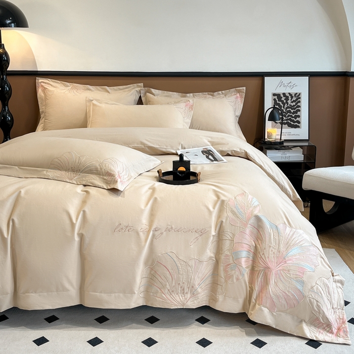 91家纺网 家纺一手货源 找家纺 桃园 2025新款纯棉全棉长绒棉磨毛四件套不掉毛-华尔兹 （高端礼盒） 华尔兹-香槟