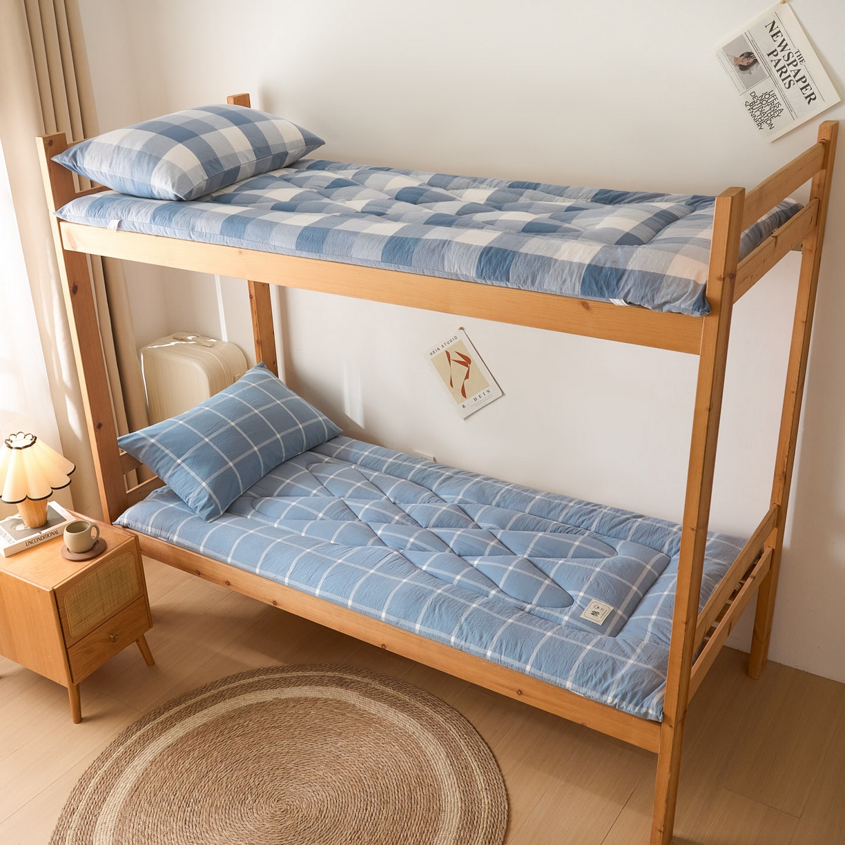 91家纺网 家纺一手货源 找家纺 爱屋及屋 2025款无印风学生棉花床垫 海蓝大格