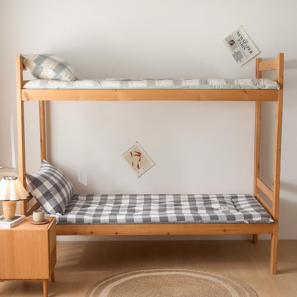 91家纺网 家纺一手货源 找家纺 爱屋及屋 2025款无印风学生棉花床垫 灰中格