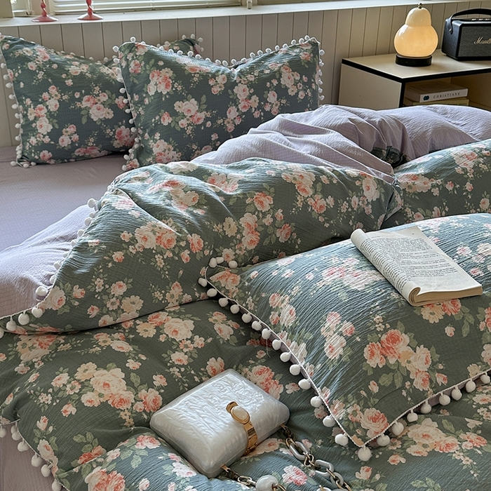 91家纺网 家纺一手货源 找家纺 缘生活 2025新款皱皱纱毛球球流苏四件套 皱皱纱球球流苏-花簇