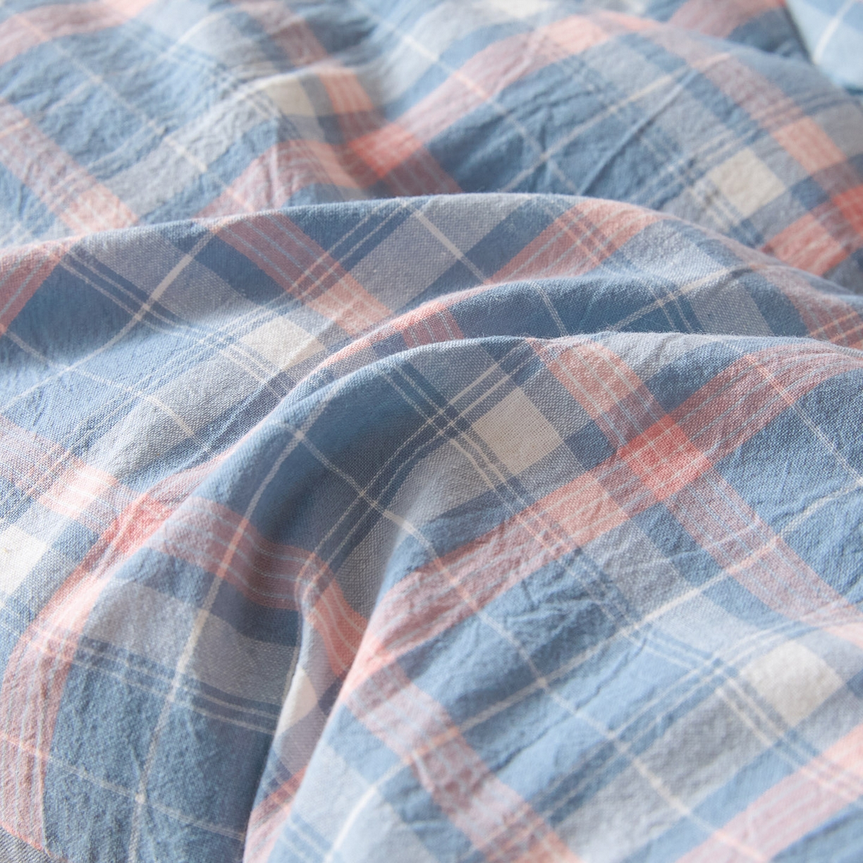 91家纺网 家纺一手货源 找家纺 爱屋及屋 2025款无印风学生棉花床垫 格韵蓝