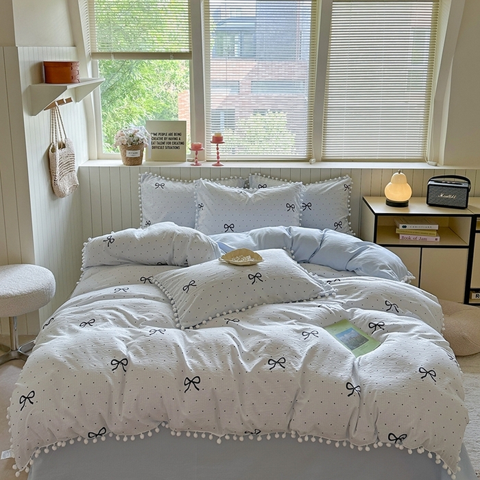 91家纺网 家纺一手货源 找家纺 缘生活 2025新款皱皱纱毛球球流苏四件套 皱皱纱球球流苏-蝴蝶结黑