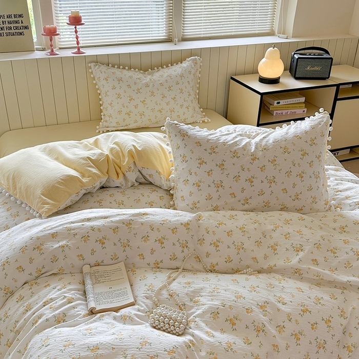 91家纺网 家纺一手货源 找家纺 缘生活 2025新款皱皱纱毛球球流苏四件套 皱皱纱球球流苏-梨花黄