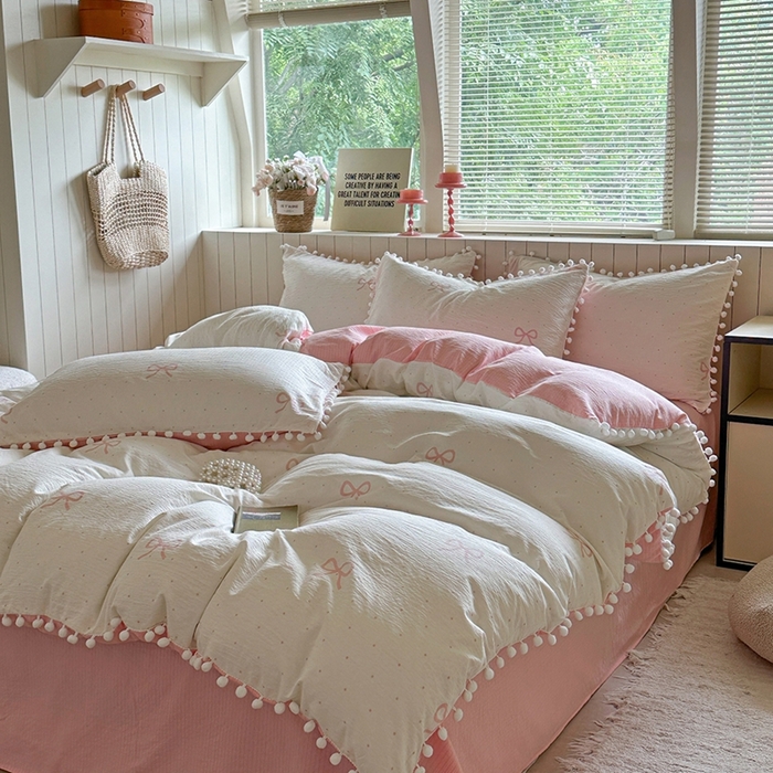 91家纺网 家纺一手货源 找家纺 缘生活 2025新款皱皱纱毛球球流苏四件套 皱皱纱球球流苏-蝴蝶结粉