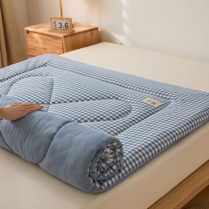 爱屋及屋 2025新款无印风四季款棉花床垫 蓝小格