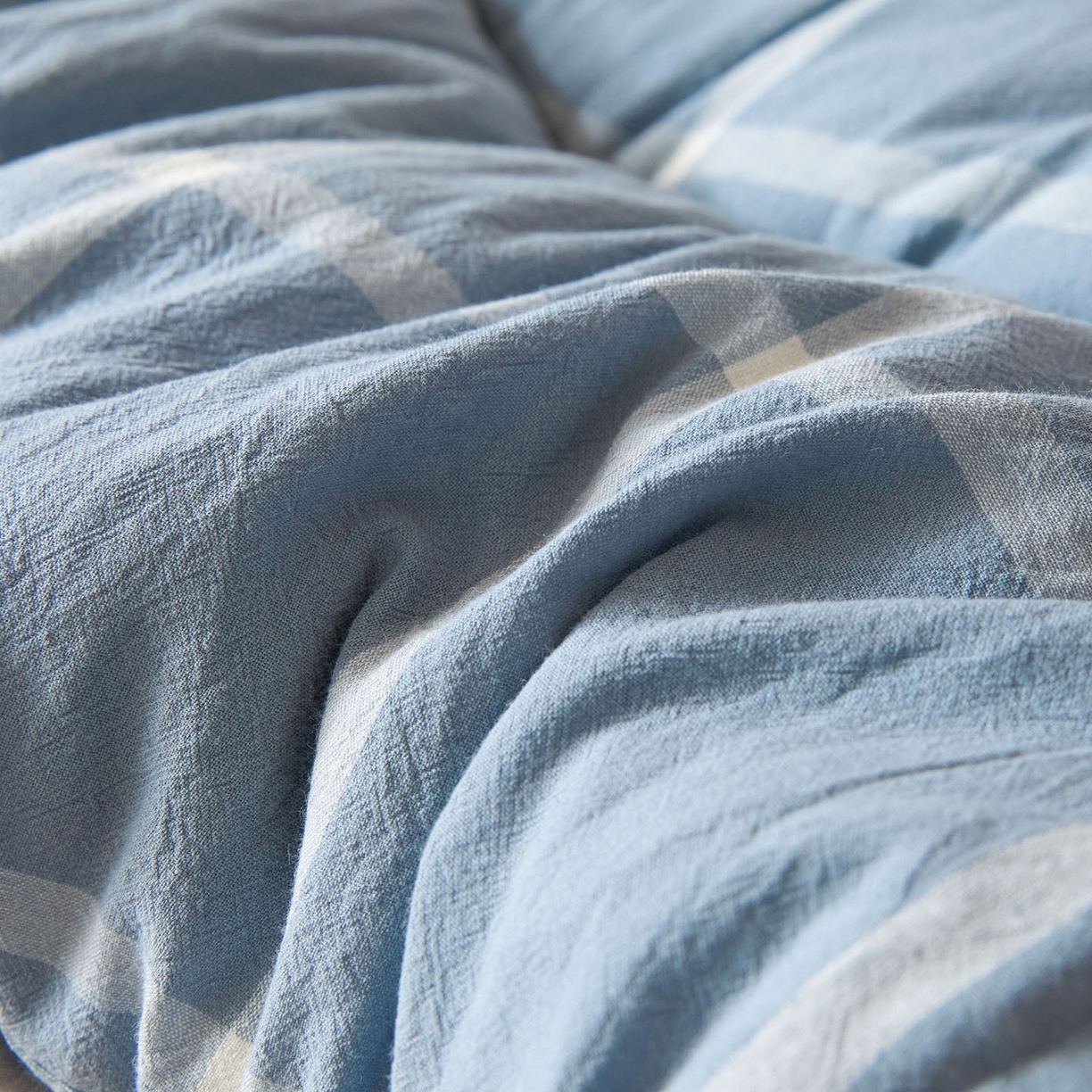 91家纺网 家纺一手货源 找家纺 爱屋及屋 2025款无印风学生棉花床垫 海蓝大格