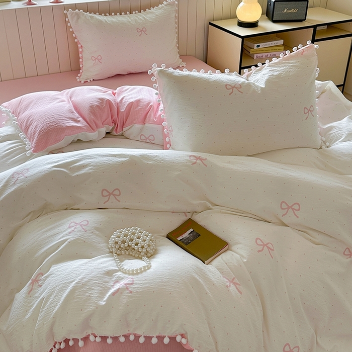 91家纺网 家纺一手货源 找家纺 缘生活 2025新款皱皱纱毛球球流苏四件套 皱皱纱球球流苏-蝴蝶结粉