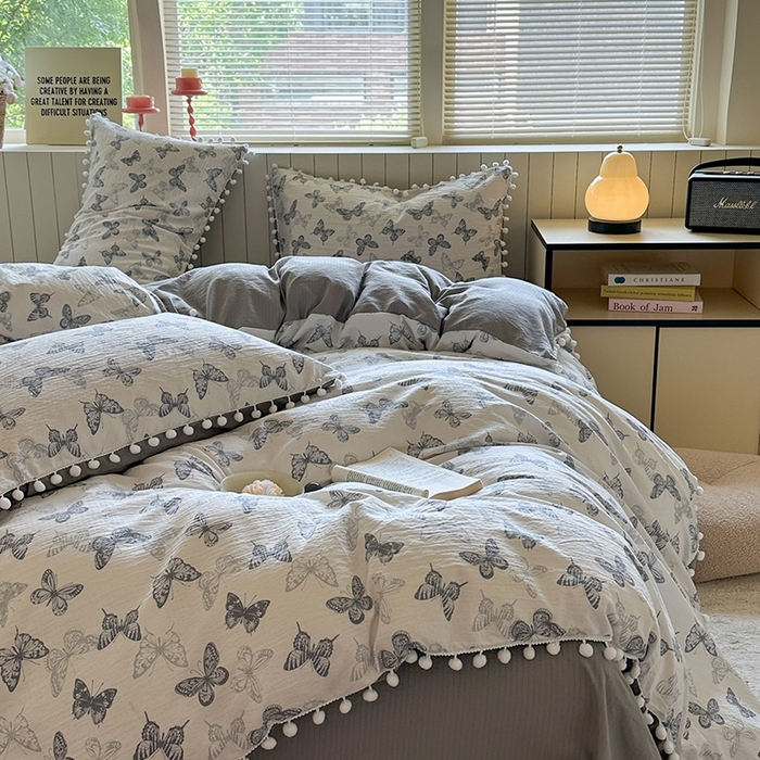 91家纺网 家纺一手货源 找家纺 缘生活 2025新款皱皱纱毛球球流苏四件套 皱皱纱球球流苏-蝴蝶-蓝